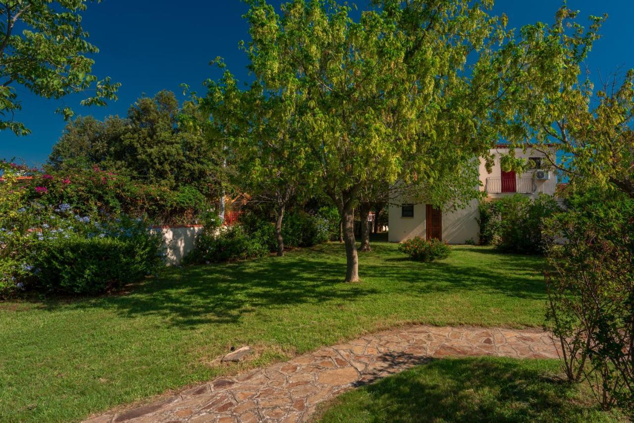 Le Dimore Di Budoni Exterior foto